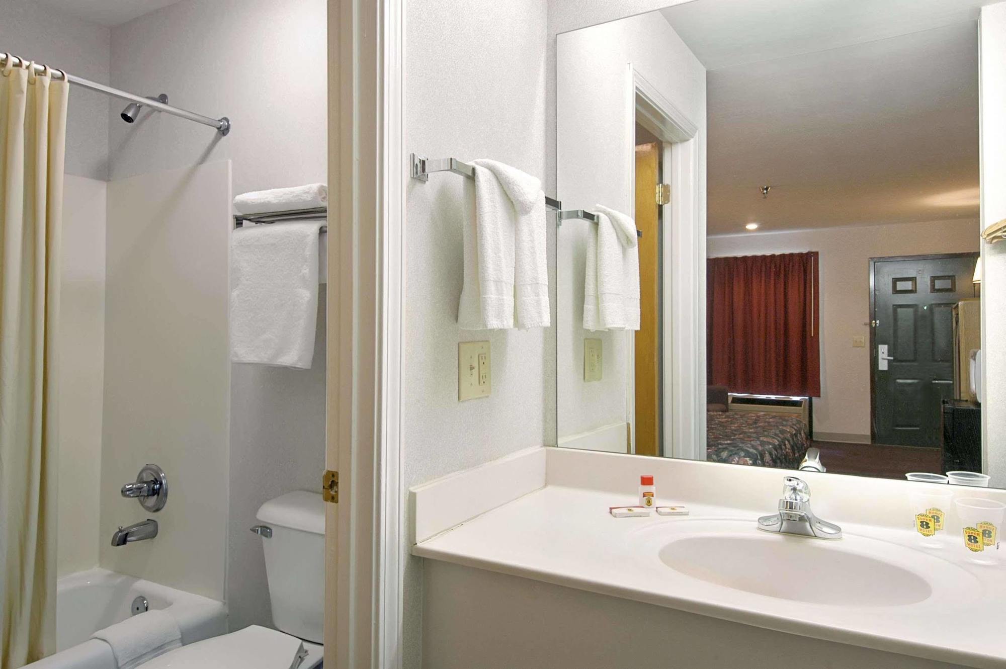 Super 8 By Wyndham Acworth/Atlanta Area Otel Dış mekan fotoğraf