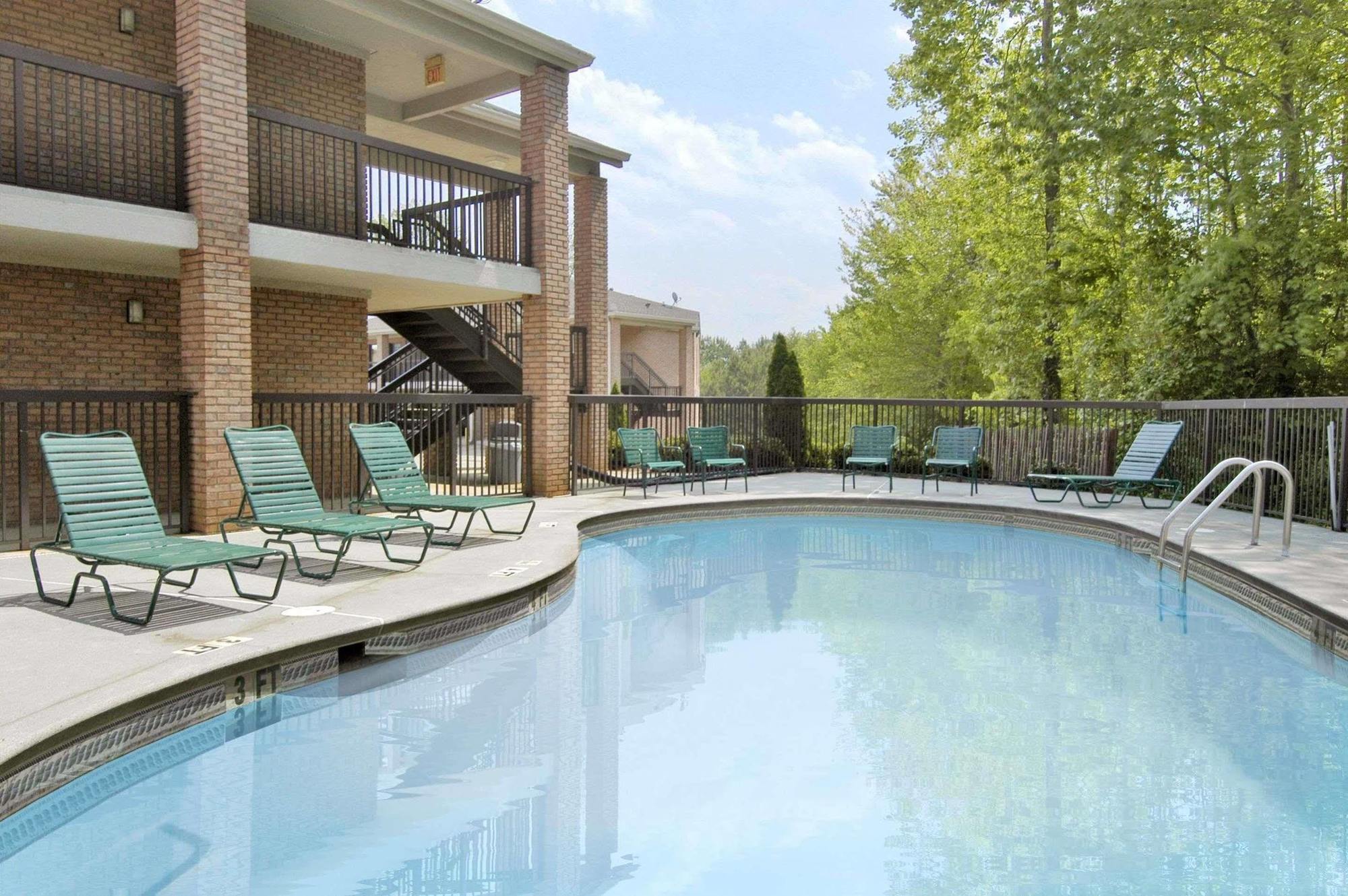 Super 8 By Wyndham Acworth/Atlanta Area Otel Dış mekan fotoğraf